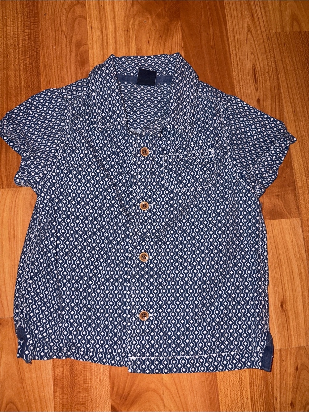babyGap Boys Navy Patterned Button-Up Shirt with pocket size 18-24 months